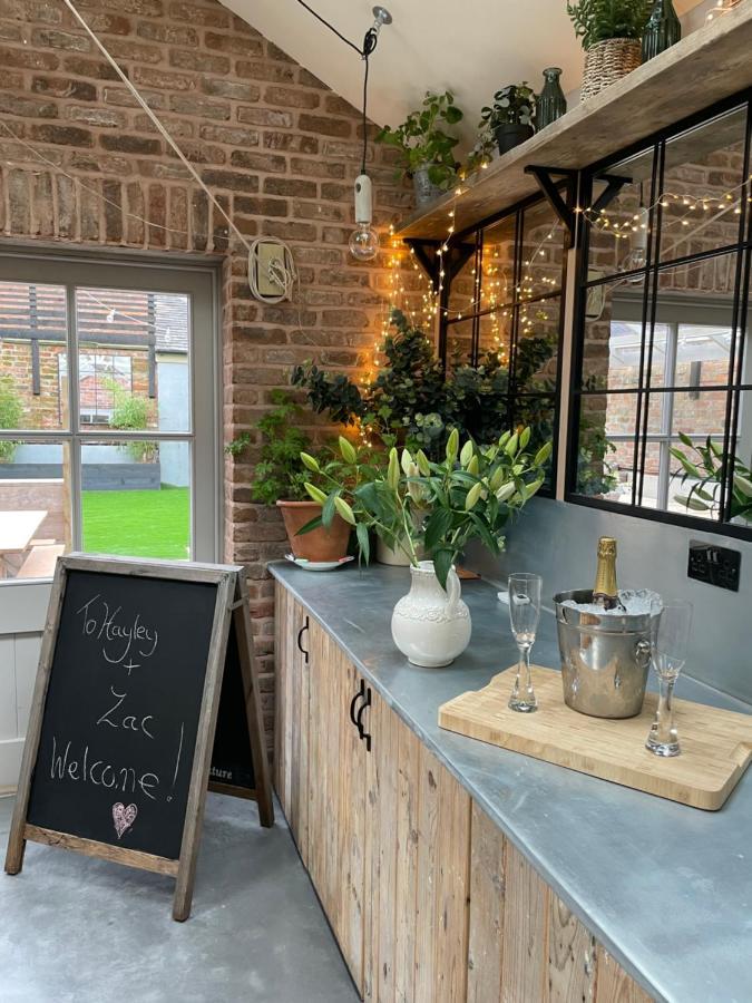 The Walled Garden At Cheshire Boutique Bathhouse Nantwich Esterno foto