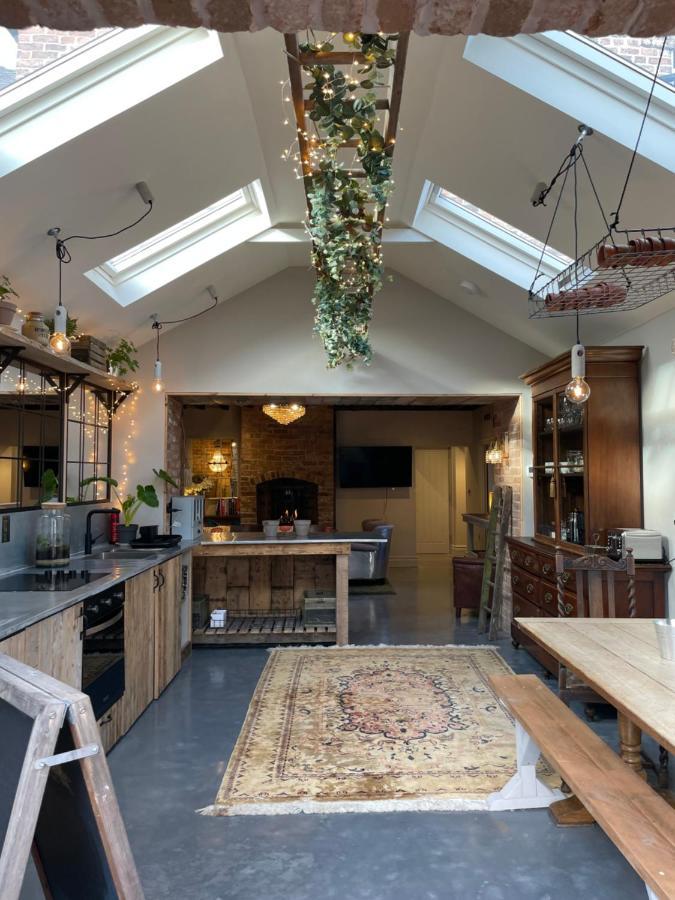 The Walled Garden At Cheshire Boutique Bathhouse Nantwich Esterno foto